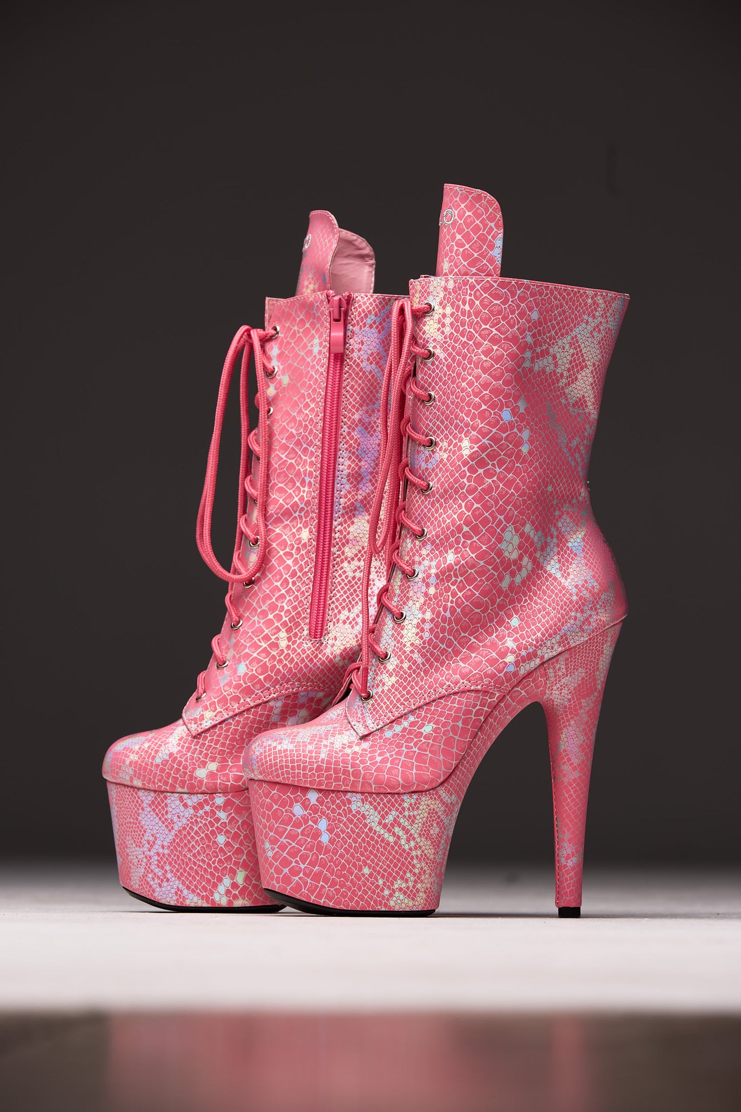Venom Boot - Candy Pink - 7 inch