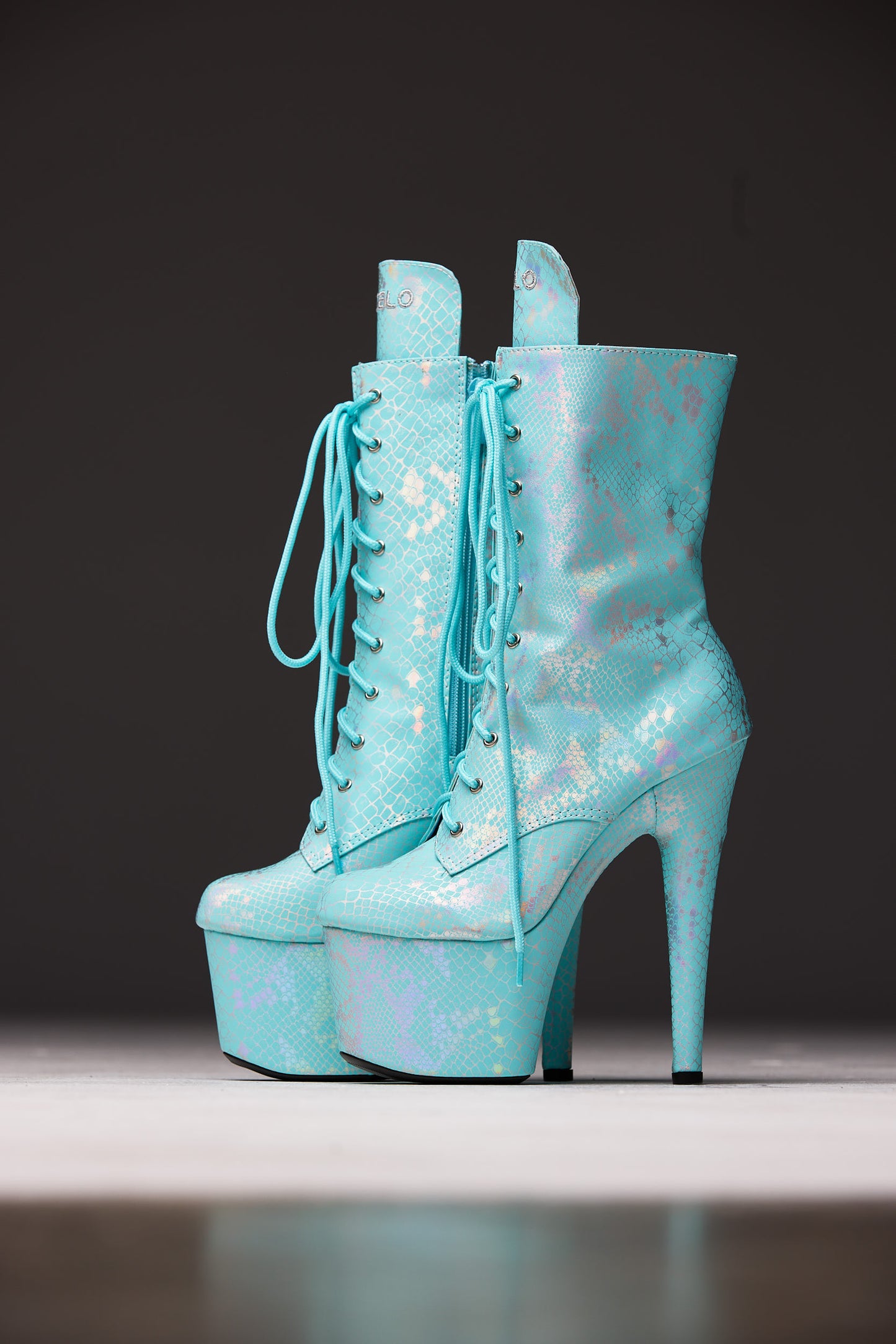 Venom Boot - Baby Blue - 7 Inch